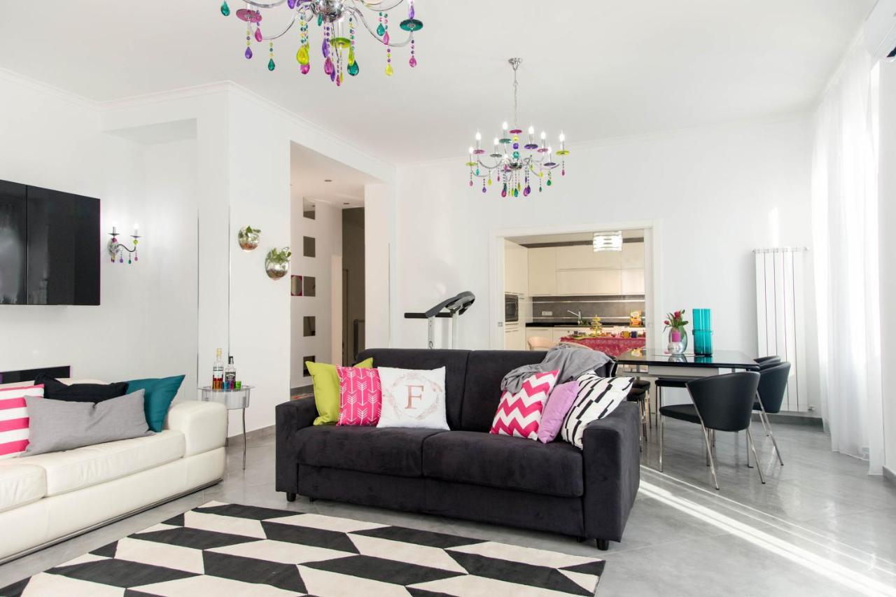 Ferdinando Arthouse Oversized Modern Apartment - By Gocce Team ナポリ エクステリア 写真